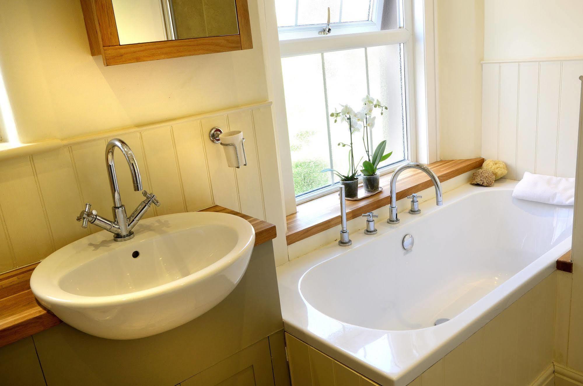 Crosby Bed & Breakfast Пенрит Екстериор снимка